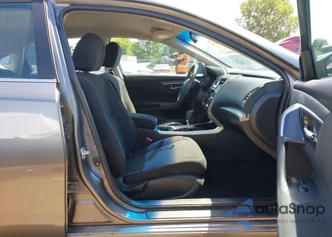 2014 Nissan Altima 2.5 S из США, поврежденный, VIN 1N4AL3AP0EC143387